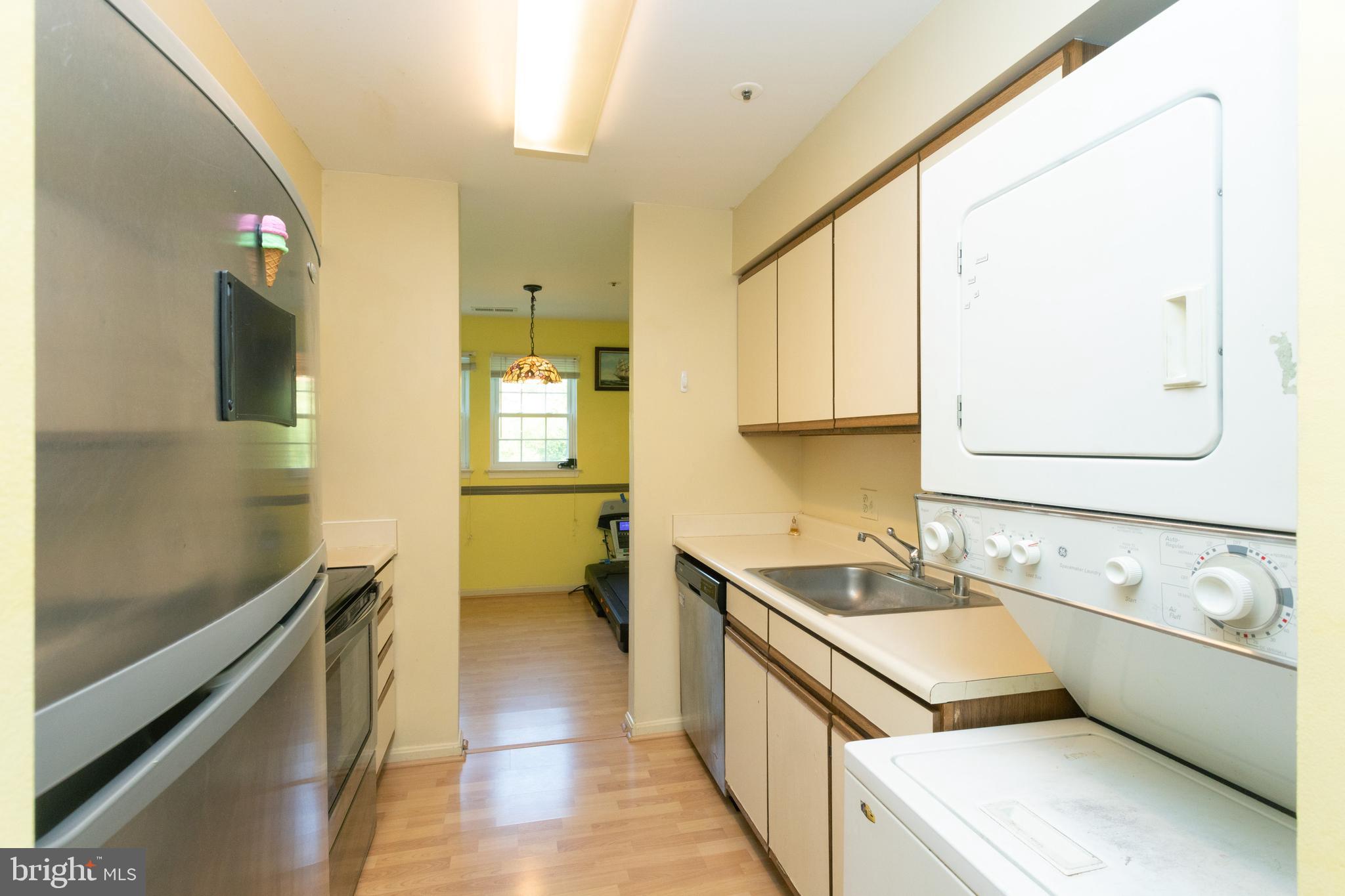 8507 Falls Run Road, Unit B Ellicott City, MD 21043 - Photo 14 of 36