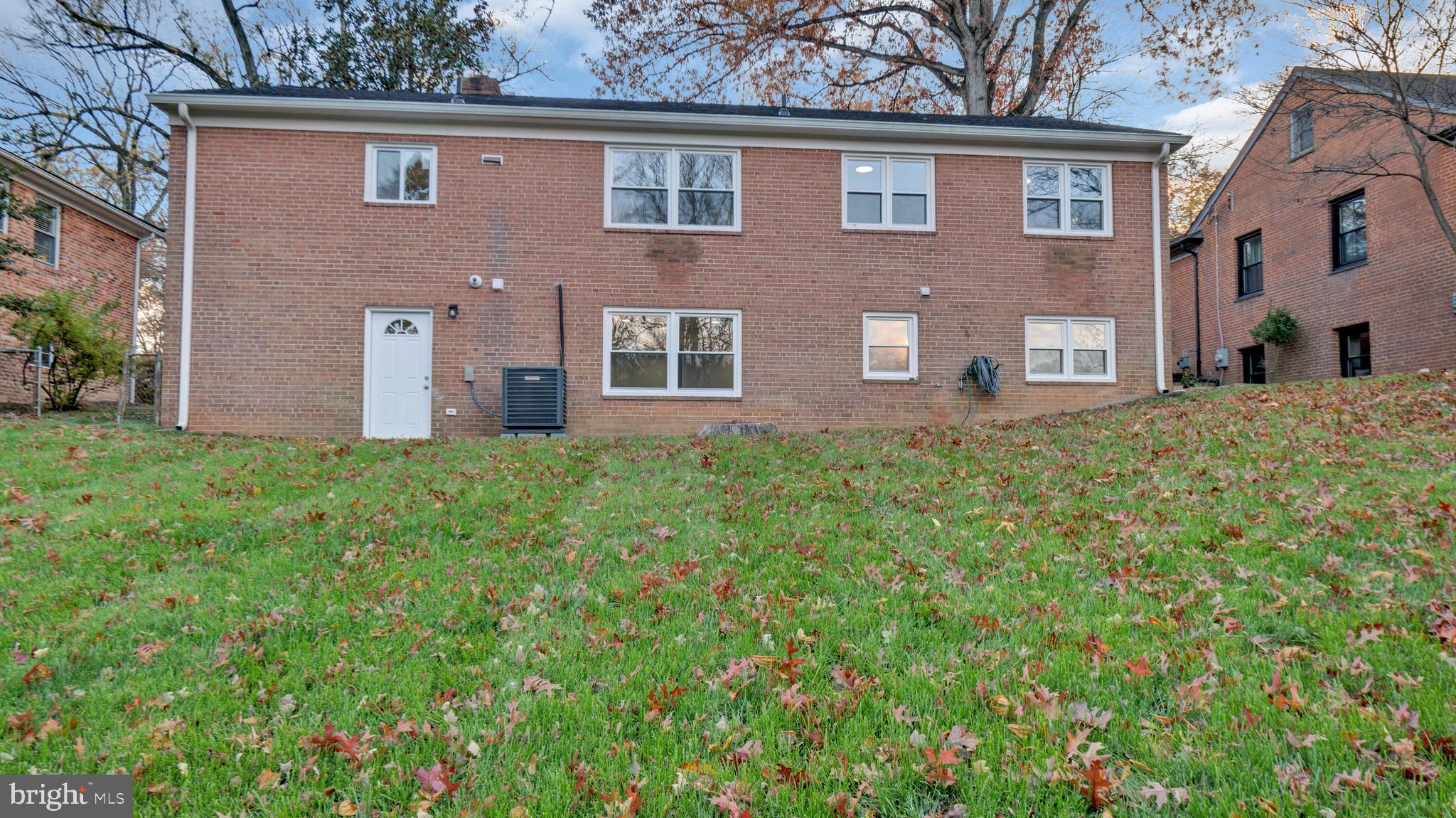 1409 Crestridge Drive Silver Spring, MD 20910 - Photo 30 of 33 Back