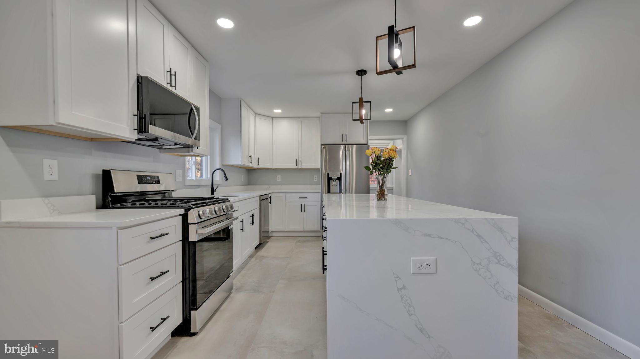 1409 Crestridge Drive Silver Spring, MD 20910 - Photo 8 of 33 Kitchen