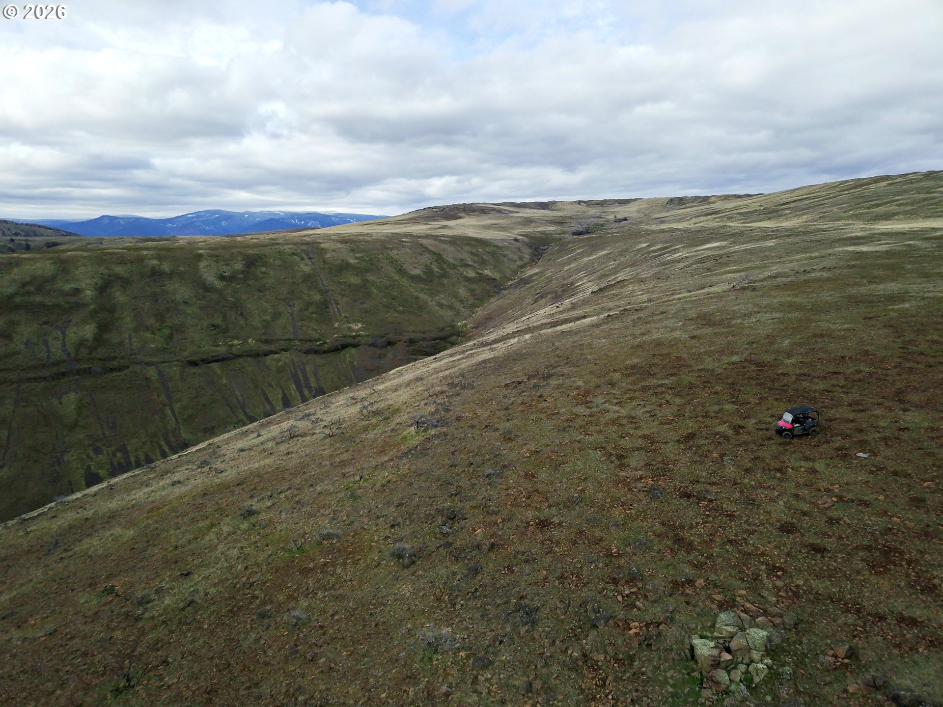 J Hix Road Tygh Valley, OR 97063 - Photo 9 of 25 a view of an ocean and mountain