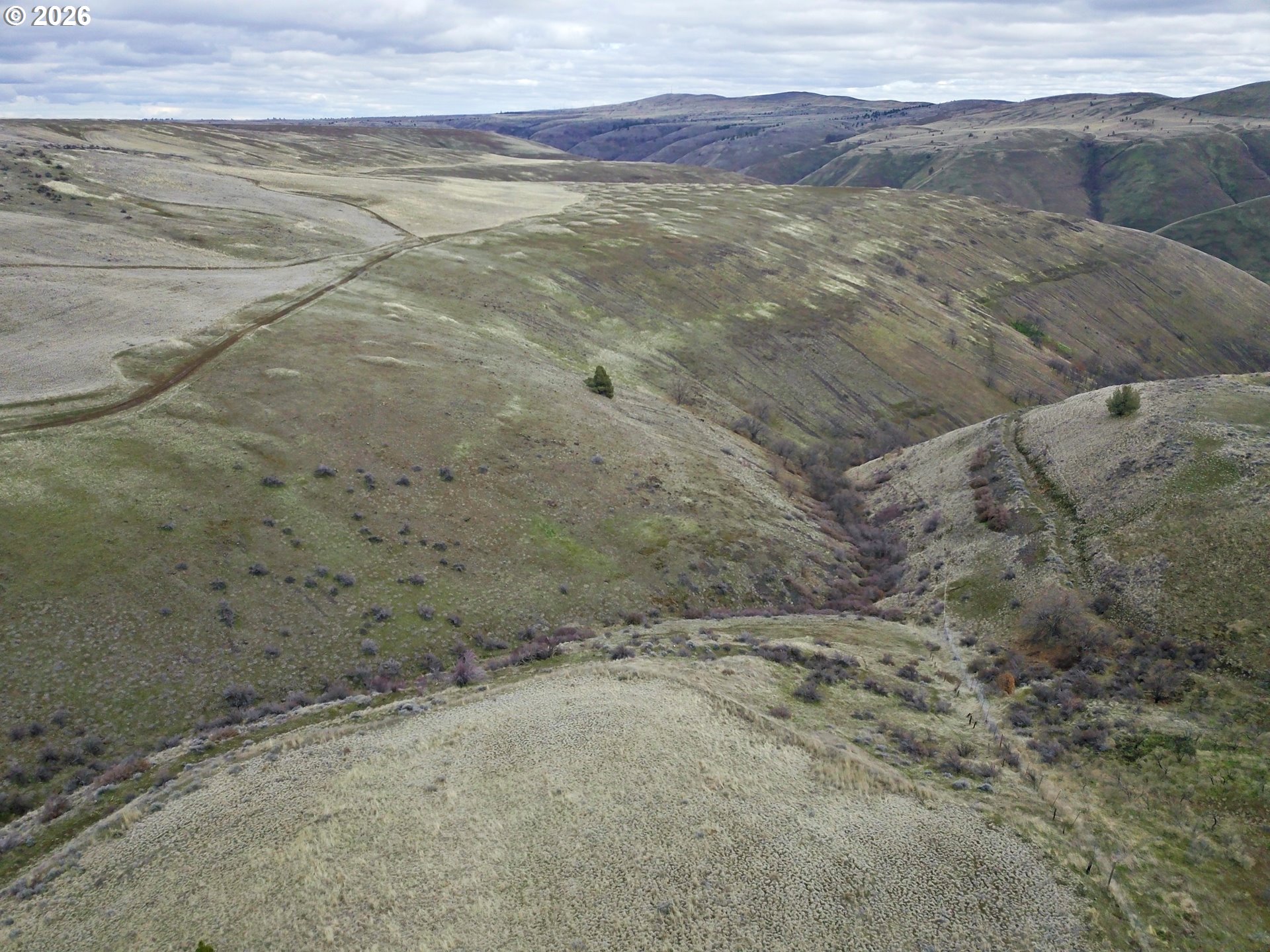 J Hix Road Tygh Valley, OR 97063 - Photo 10 of 25 a view of an empty room