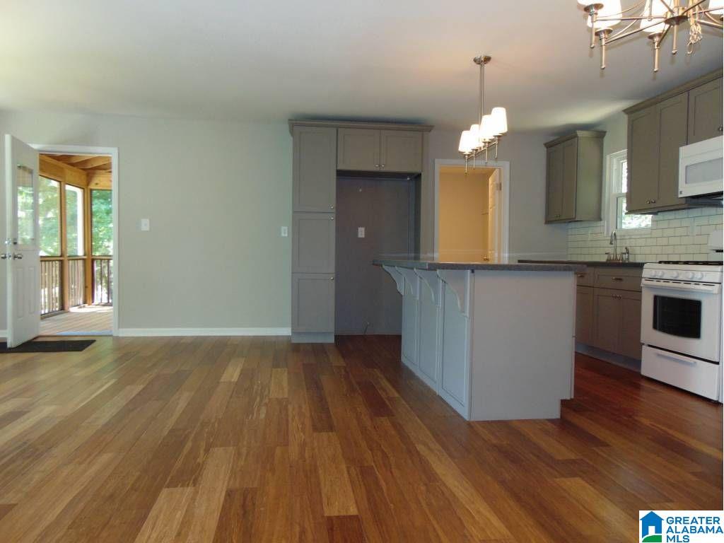 3018 Queenstown Road Trussville, AL 35173 - Photo 6 of 22