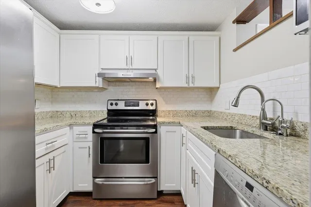 $340,000 | 25 Cortez Drive, Unit 57, Nashua, NH 03062