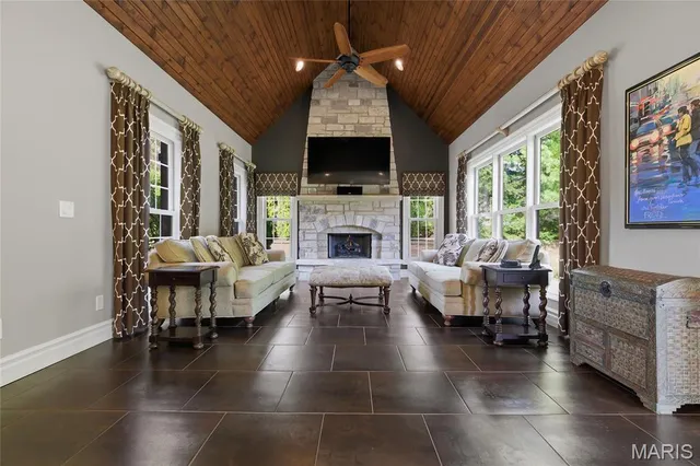 $1,769,000 | 5 Downey Lane, Olivette, MO 63132