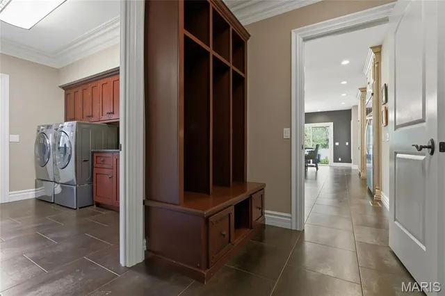 $1,769,000 | 5 Downey Lane, Olivette, MO 63132