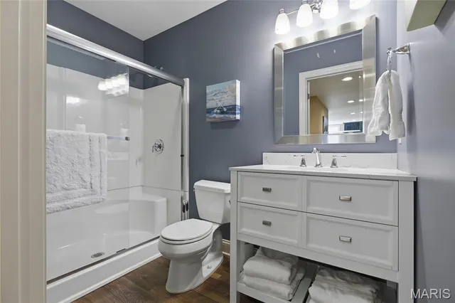 $1,769,000 | 5 Downey Lane, Olivette, MO 63132