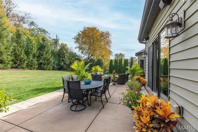 $1,769,000 | 5 Downey Lane, Olivette, MO 63132