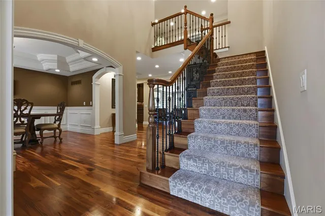 $1,769,000 | 5 Downey Lane, Olivette, MO 63132