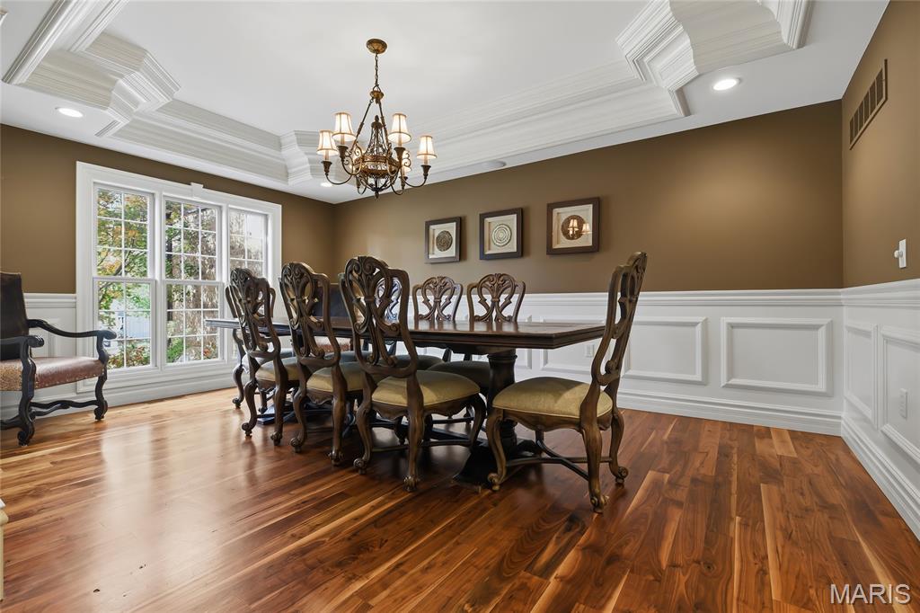 5 Downey Lane Olivette, MO 63132 - Photo 8 of 58