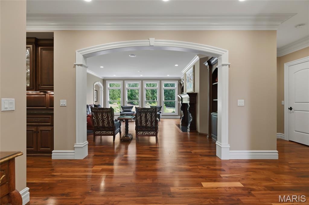 5 Downey Lane Olivette, MO 63132 - Photo 10 of 58