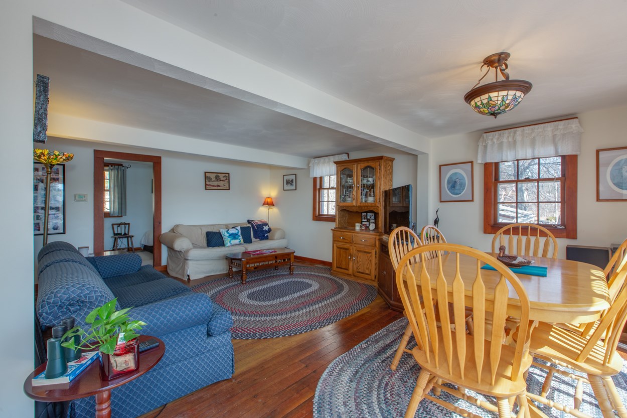 8 Bell Road Windham, NH 03087 - Photo 7 of 40