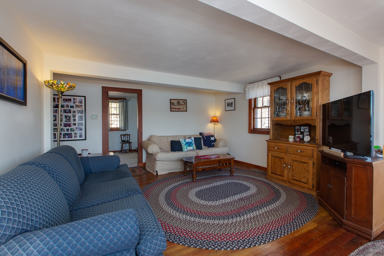 8 Bell Road Windham, NH 03087 - Photo 8 of 40