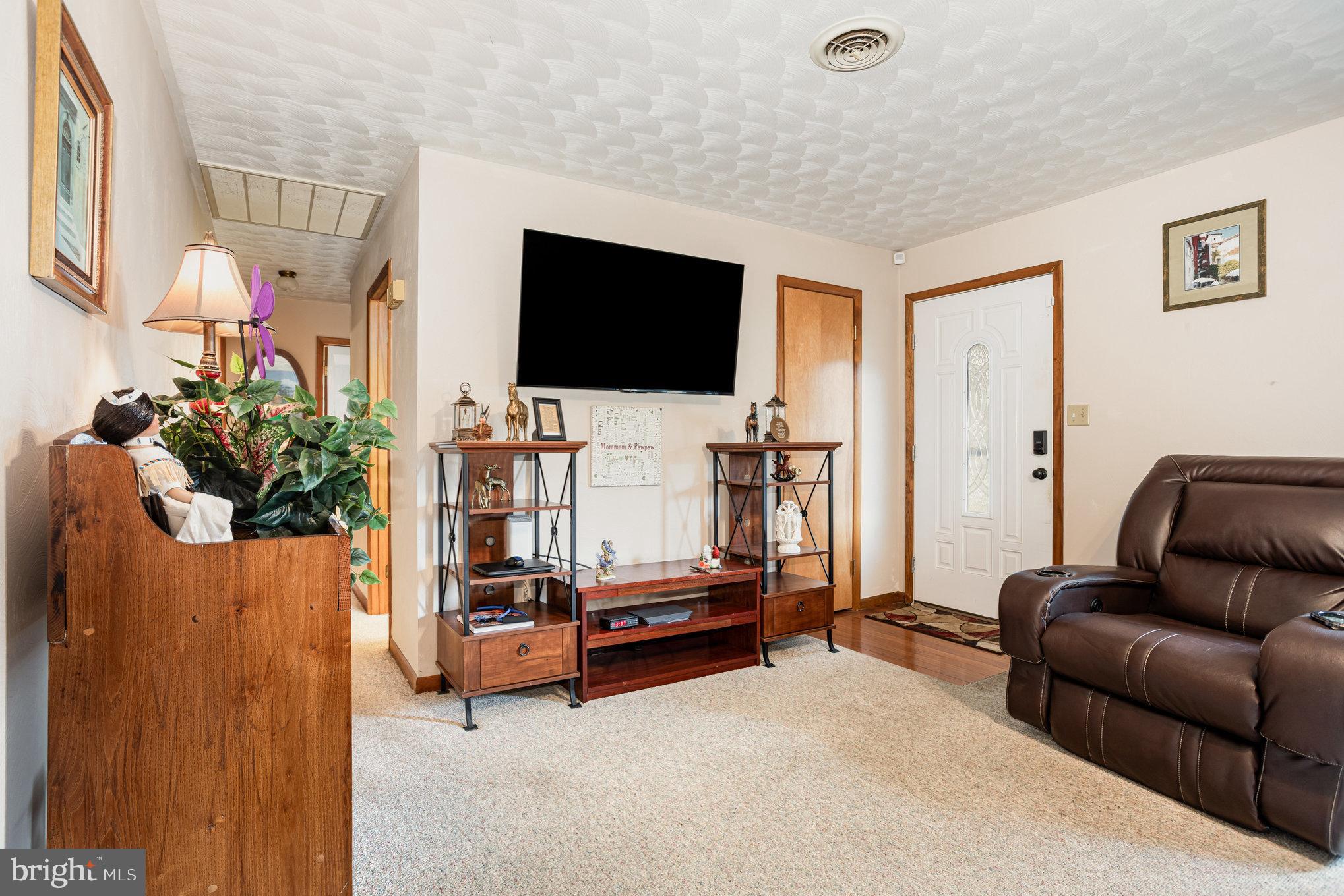 840 Orrtanna Road Orrtanna, PA 17353 - Photo 6 of 34 Gallery Image 6