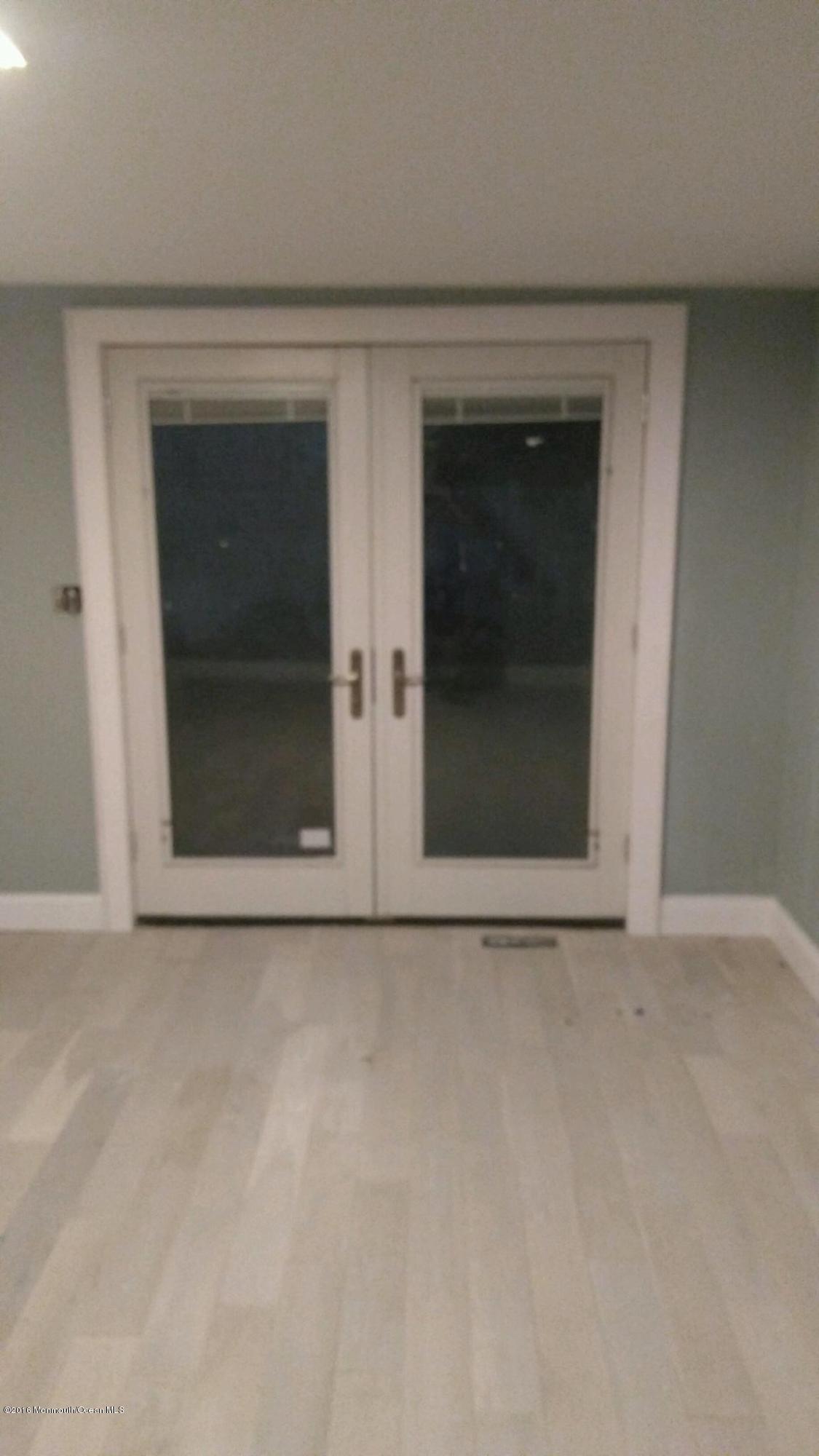 119 Meadowbrook Road Spring Lake Heights, NJ 07762 - Photo 13 of 24 an empty room with window