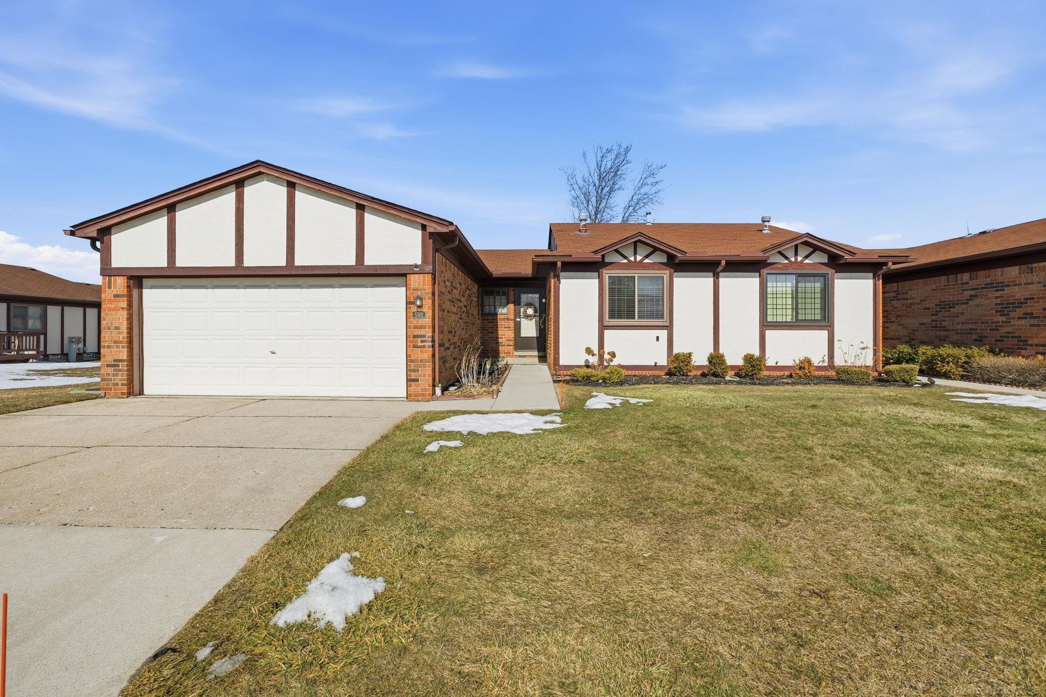 5301 Rene Drive Warren, MI 48091 - Photo 2 of 28 50199803-5d6bf80c-f63c-4b7a-a48f-12c983f3f068.JPG