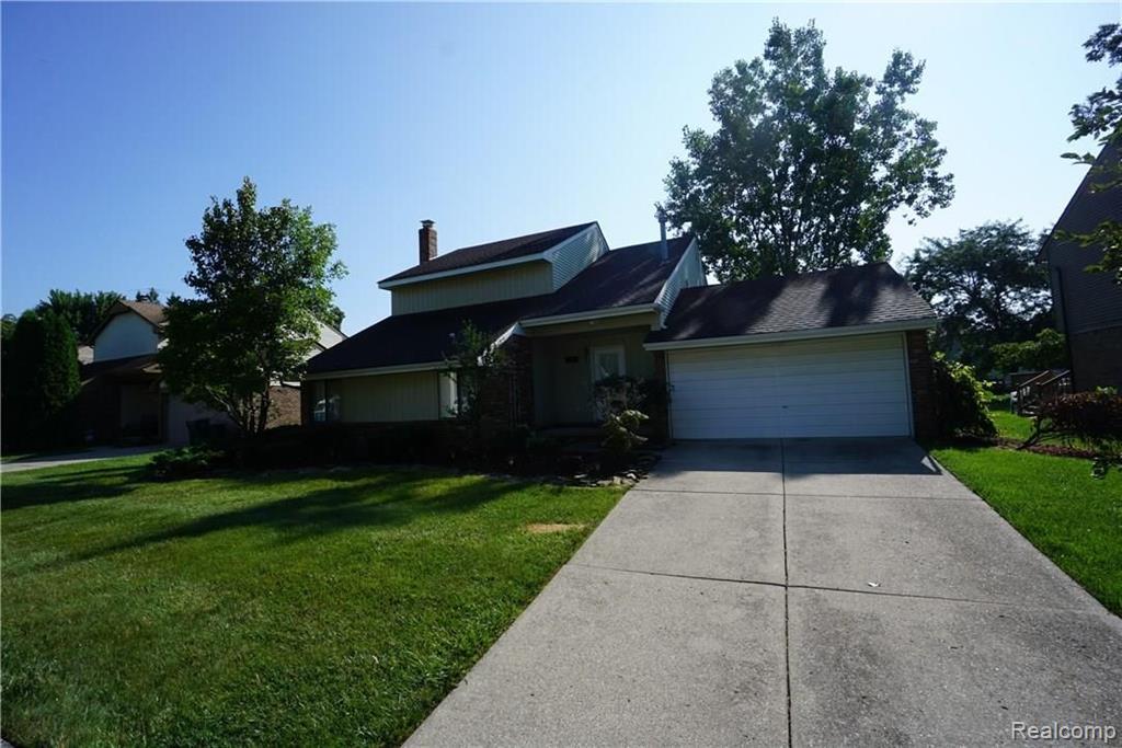 1098 Paddington Road Canton, MI 48187 - Photo 3 of 35
