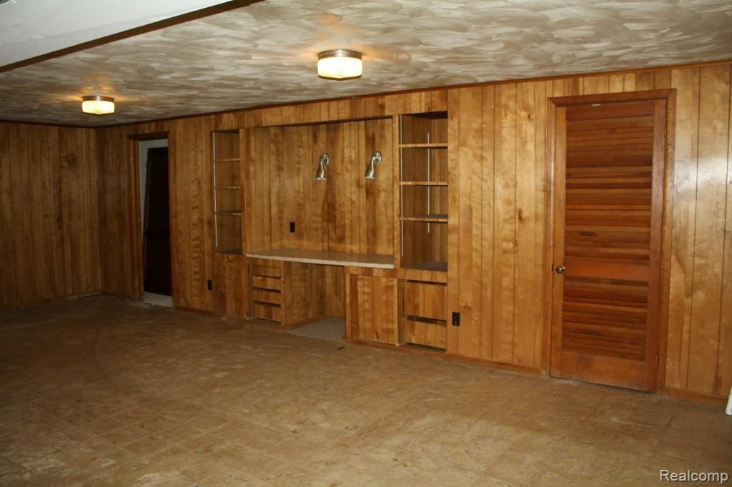 6750 Halyard Road Bloomfield Hills, MI 48301 - Photo 21 of 25