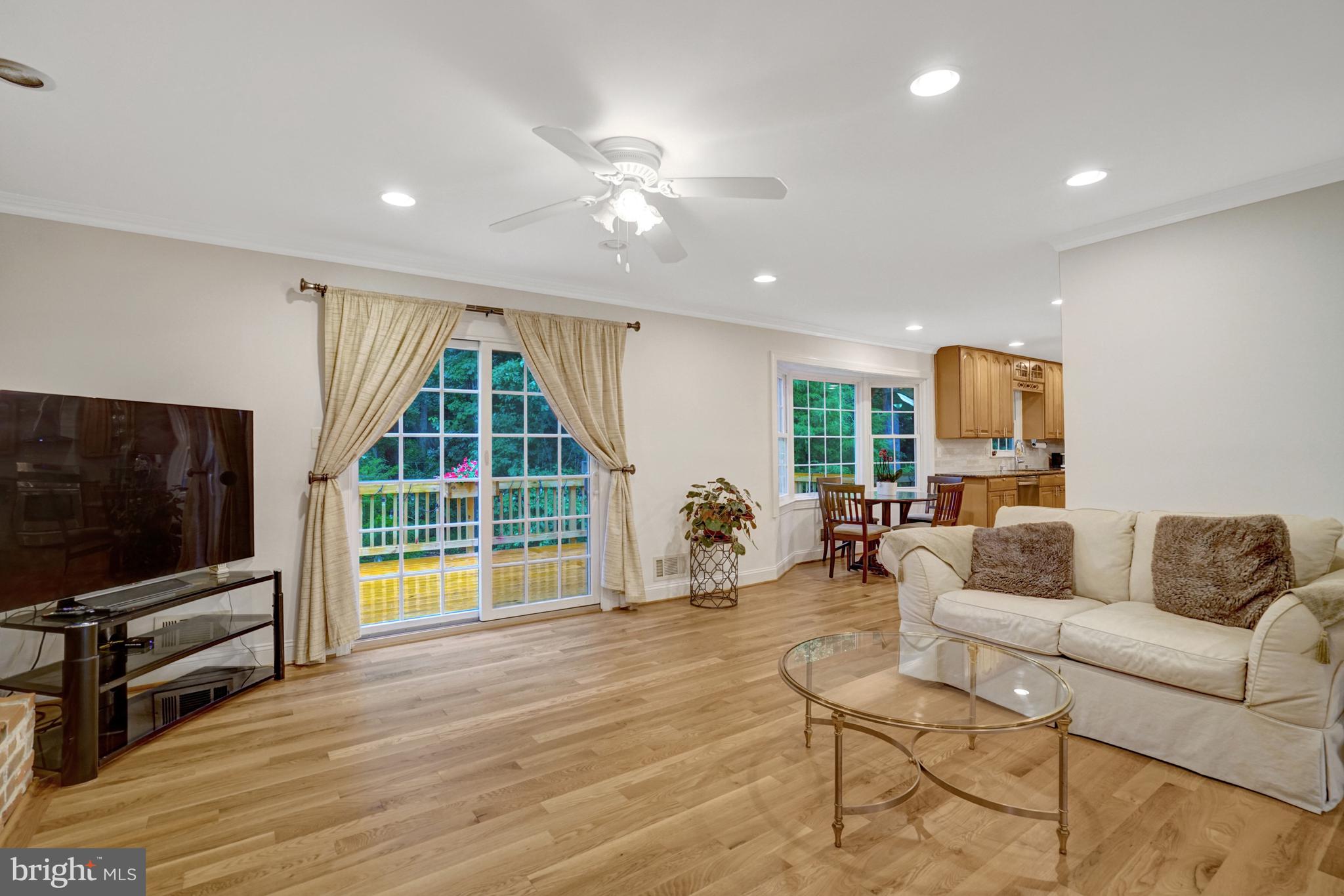 8304 Five Gates Road Annandale, VA 22003 - Photo 14 of 91