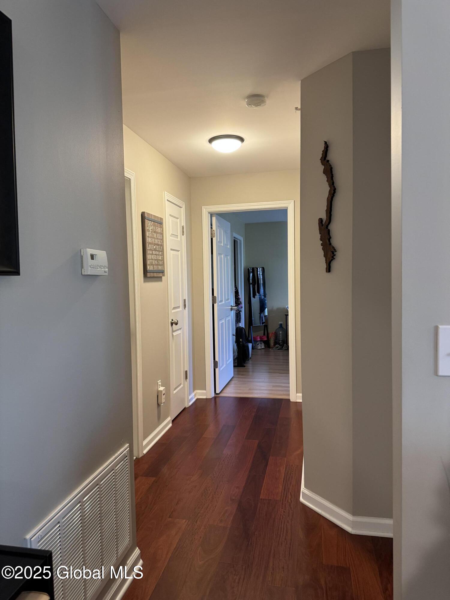 507 Cedar Run Rensselaer, NY 12144 - Photo 7 of 12 IMG_1379