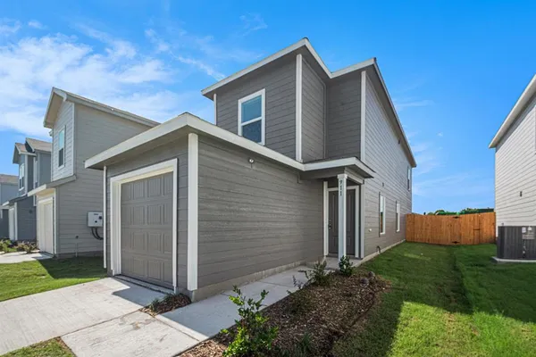 $1,650 | 911 Sandhill Crane Lane, Princeton, TX 75407