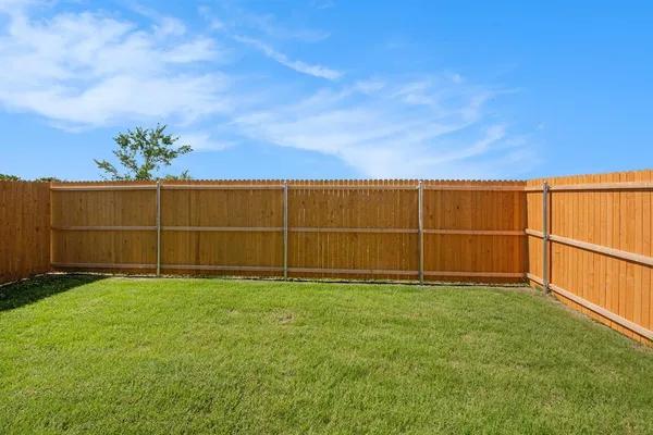 $1,650 | 911 Sandhill Crane Lane, Princeton, TX 75407