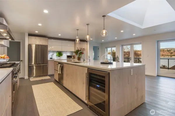$8,900 | 6240 East Mercer Way, Mercer Island, WA 98040