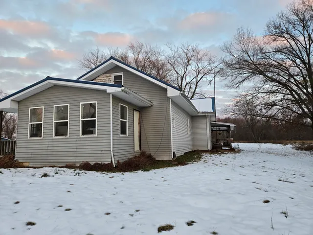 $169,900 | 425 South Staunton Monroe Street, Brazil, IN 47834