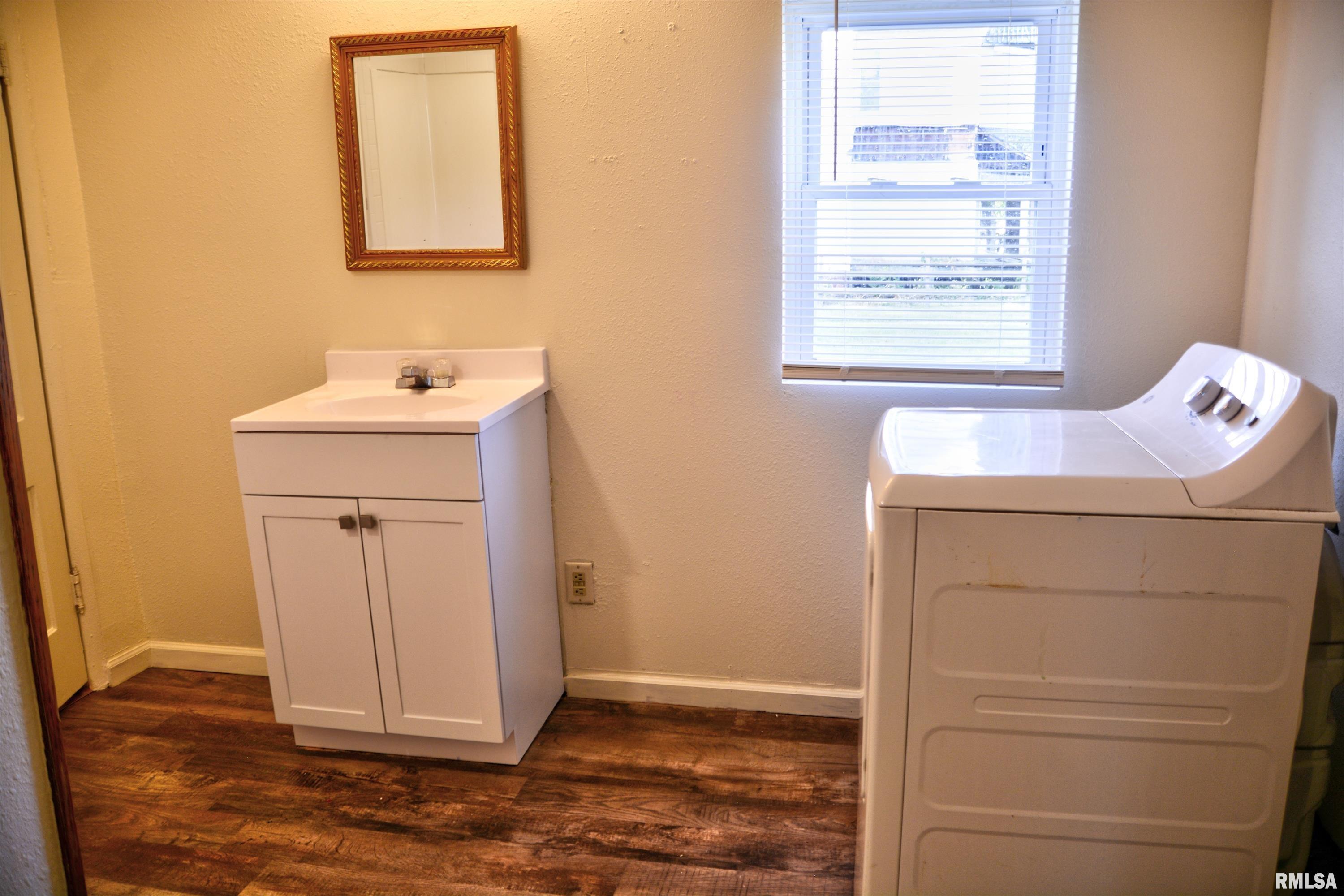 432 North Randolph Street Macomb, IL 61455 - Photo 11 of 23