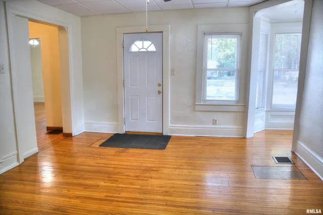 $85,000 | 432 North Randolph Street, Macomb, IL 61455