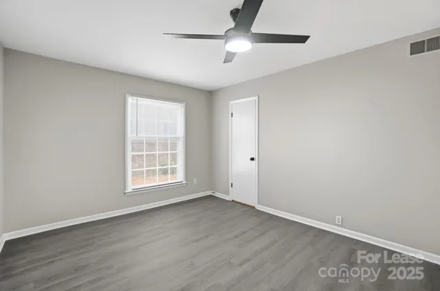 $1,400 | 4605 Coronado Drive, Charlotte, NC 28212