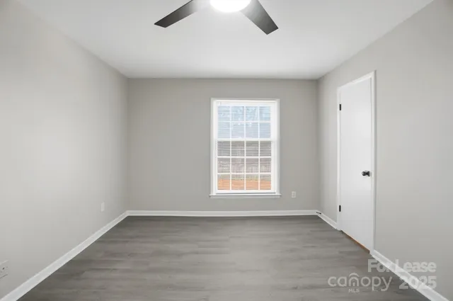 $1,400 | 4605 Coronado Drive, Charlotte, NC 28212