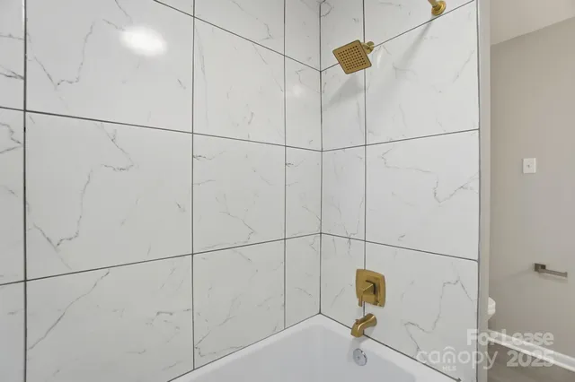 $1,400 | 4605 Coronado Drive, Charlotte, NC 28212