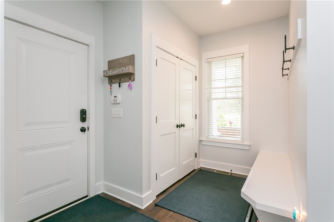 840 Lake Road Webster, NY 14580 - Photo 26 of 50