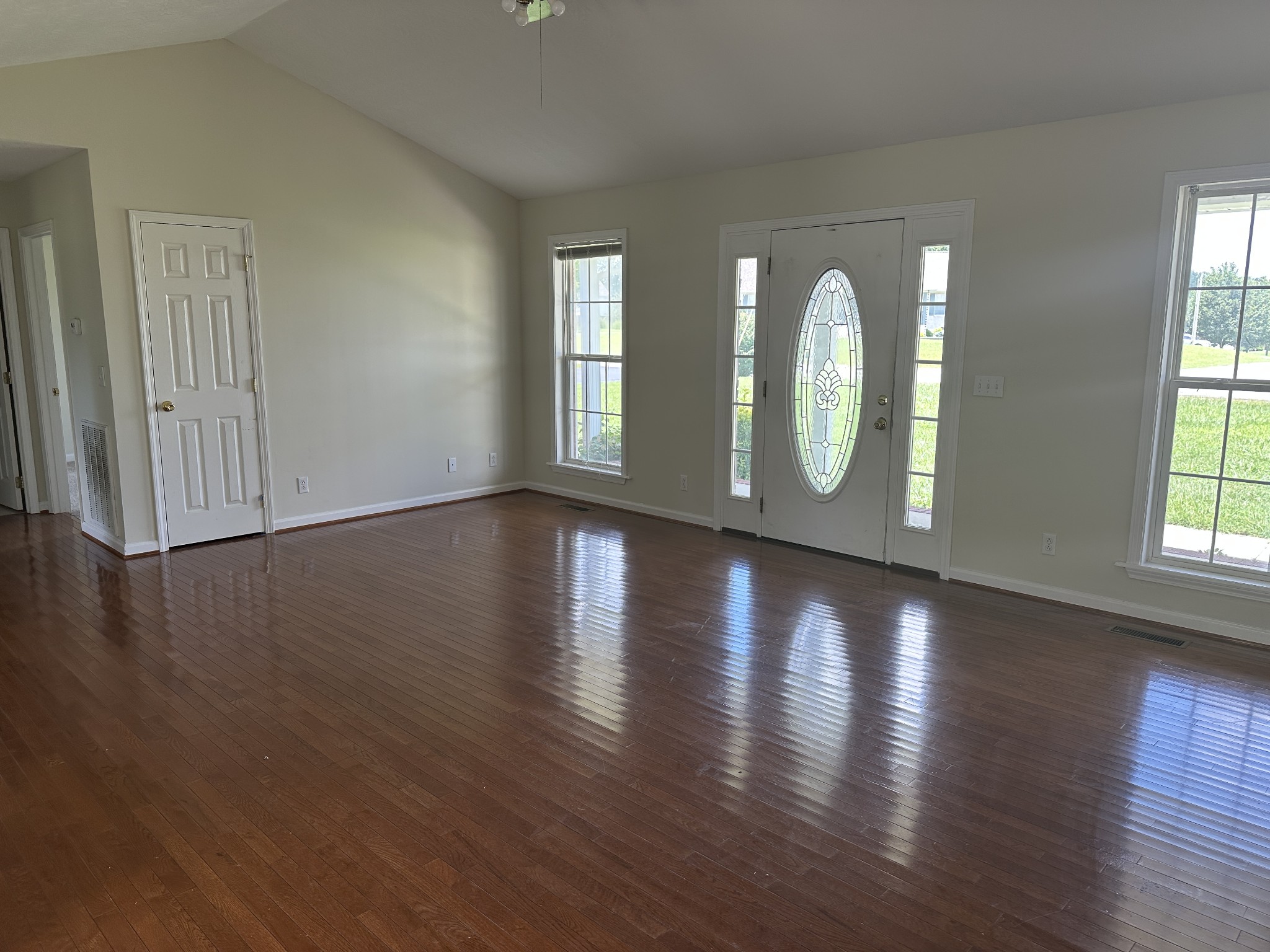 5514 Raven Crossing Baxter, TN 38544 - Photo 2 of 8