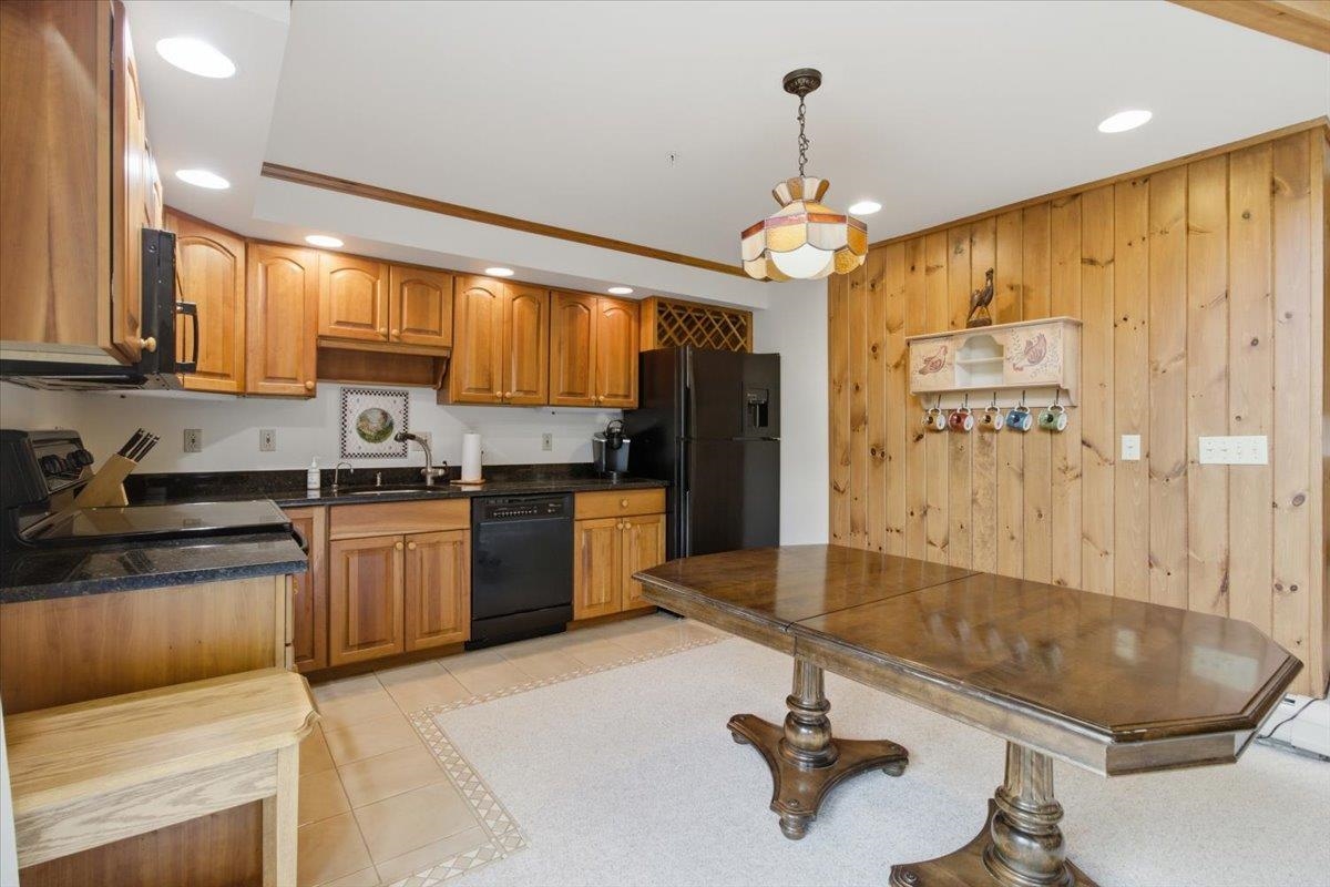95 Birches Way, Unit D2 Peru, VT 05152 - Photo 6 of 28