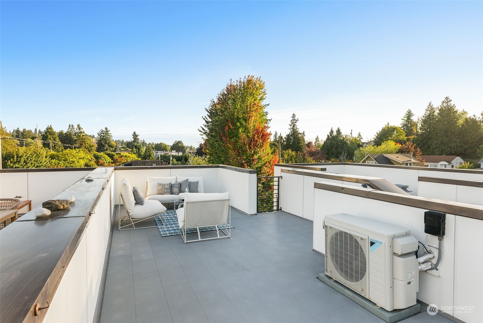 3909 Southwest Findlay Street Seattle, WA 98136 - Photo 26 of 32 a terrace view with sitting space