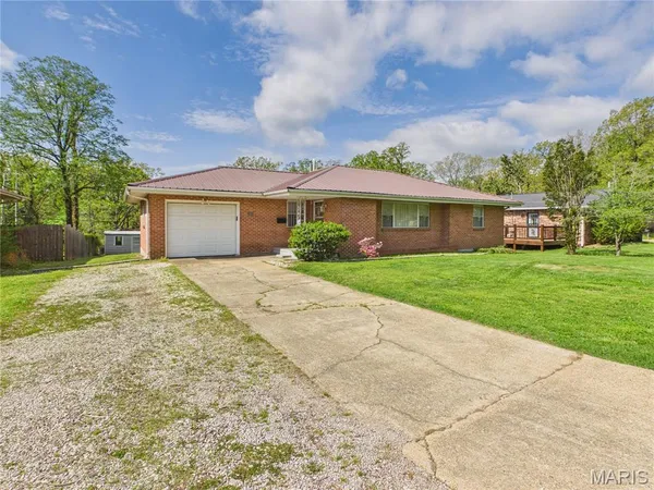 $169,900 | 1506 Big Bend Road, Poplar Bluff, MO 63901