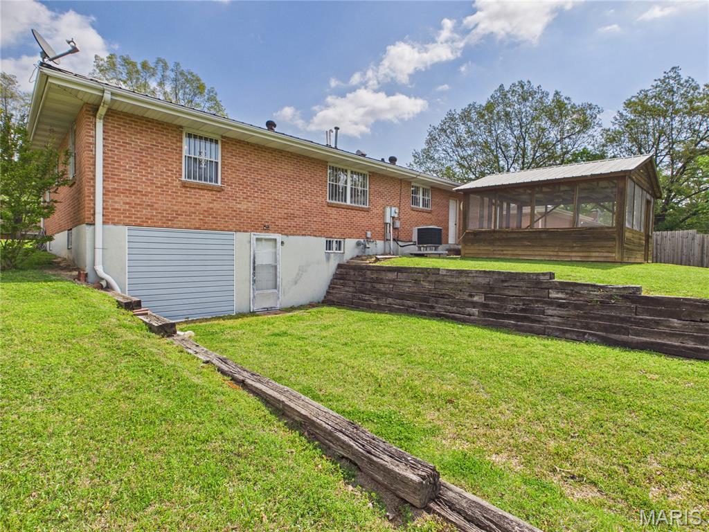 1506 Big Bend Road Poplar Bluff, MO 63901 - Photo 4 of 42