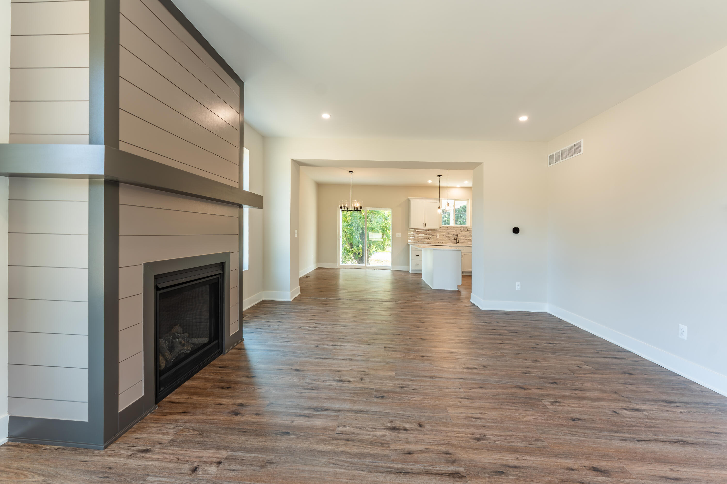 3331 Mill Lake Road Lake Orion, MI 48360 - Photo 7 of 31 21