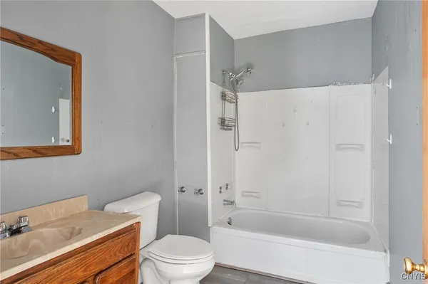 $150,000 | 76 East Genesee Street, Auburn, NY 13021