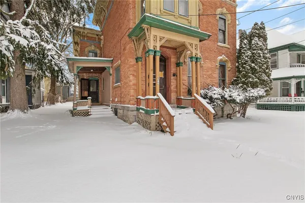 $150,000 | 76 East Genesee Street, Auburn, NY 13021