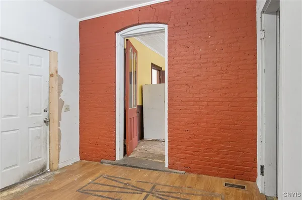 $150,000 | 76 East Genesee Street, Auburn, NY 13021