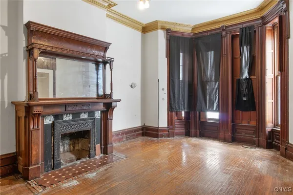 $150,000 | 76 East Genesee Street, Auburn, NY 13021