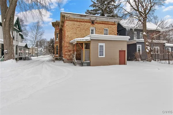 $150,000 | 76 East Genesee Street, Auburn, NY 13021