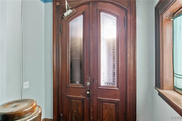 $150,000 | 76 East Genesee Street, Auburn, NY 13021