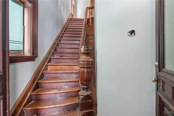 $150,000 | 76 East Genesee Street, Auburn, NY 13021