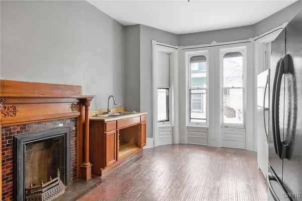 $150,000 | 76 East Genesee Street, Auburn, NY 13021