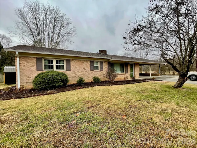 $260,000 | 635 Powell Road Northeast, Lenoir, NC 28645