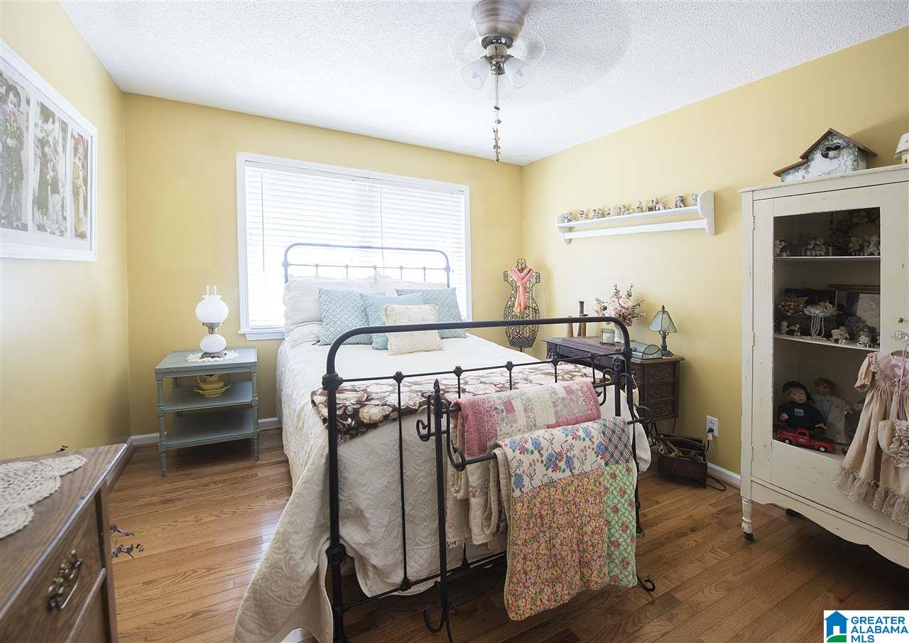 1431 Edgefield Lane Bessemer, AL 35023 - Photo 16 of 27