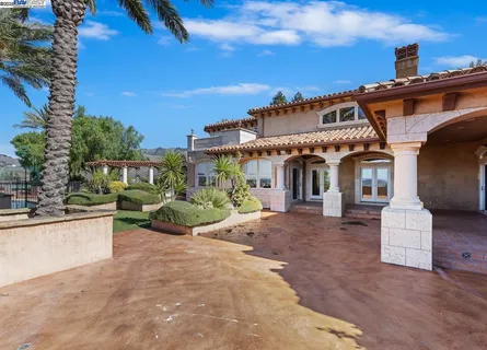 $2,900,000 | 7210 Johnston Road, Pleasanton, CA 94588